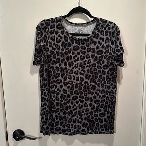 Torrid Super Soft Animal Print Tshirt, size 0 PLUS